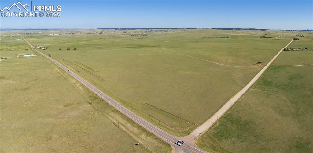 13754 Log Road Peyton, CO 80831 - Photo 4 of 29