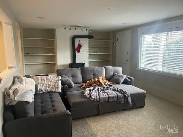 $1,195,000 | 505 Petaluma Boulevard North, Petaluma, CA 94952