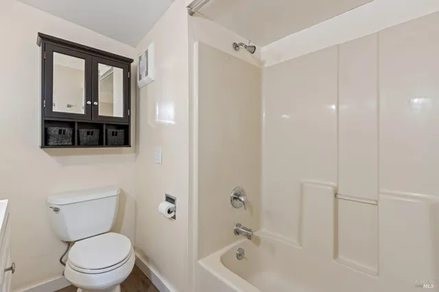 $1,195,000 | 505 Petaluma Boulevard North, Petaluma, CA 94952