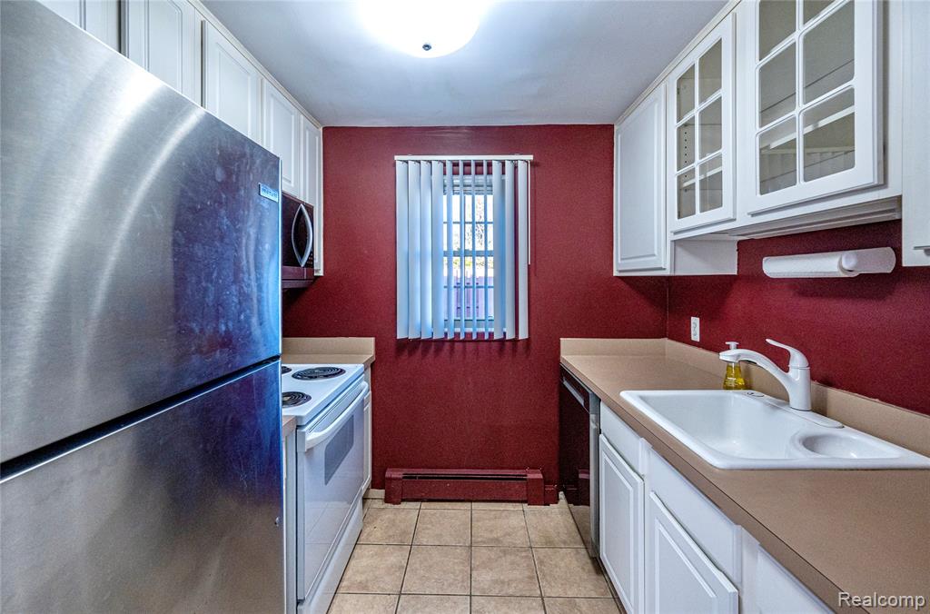 2344 West 14 Mile Road, Unit 7 Royal Oak, MI 48073 - Photo 2 of 21