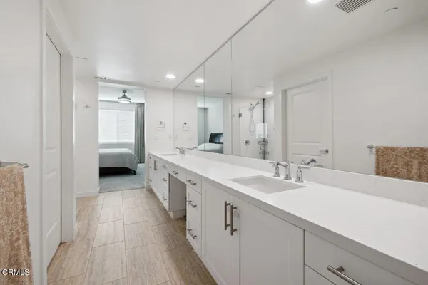 $785,000 | 2800 Wagon Wheel Road, Unit 304, Oxnard, CA 93036