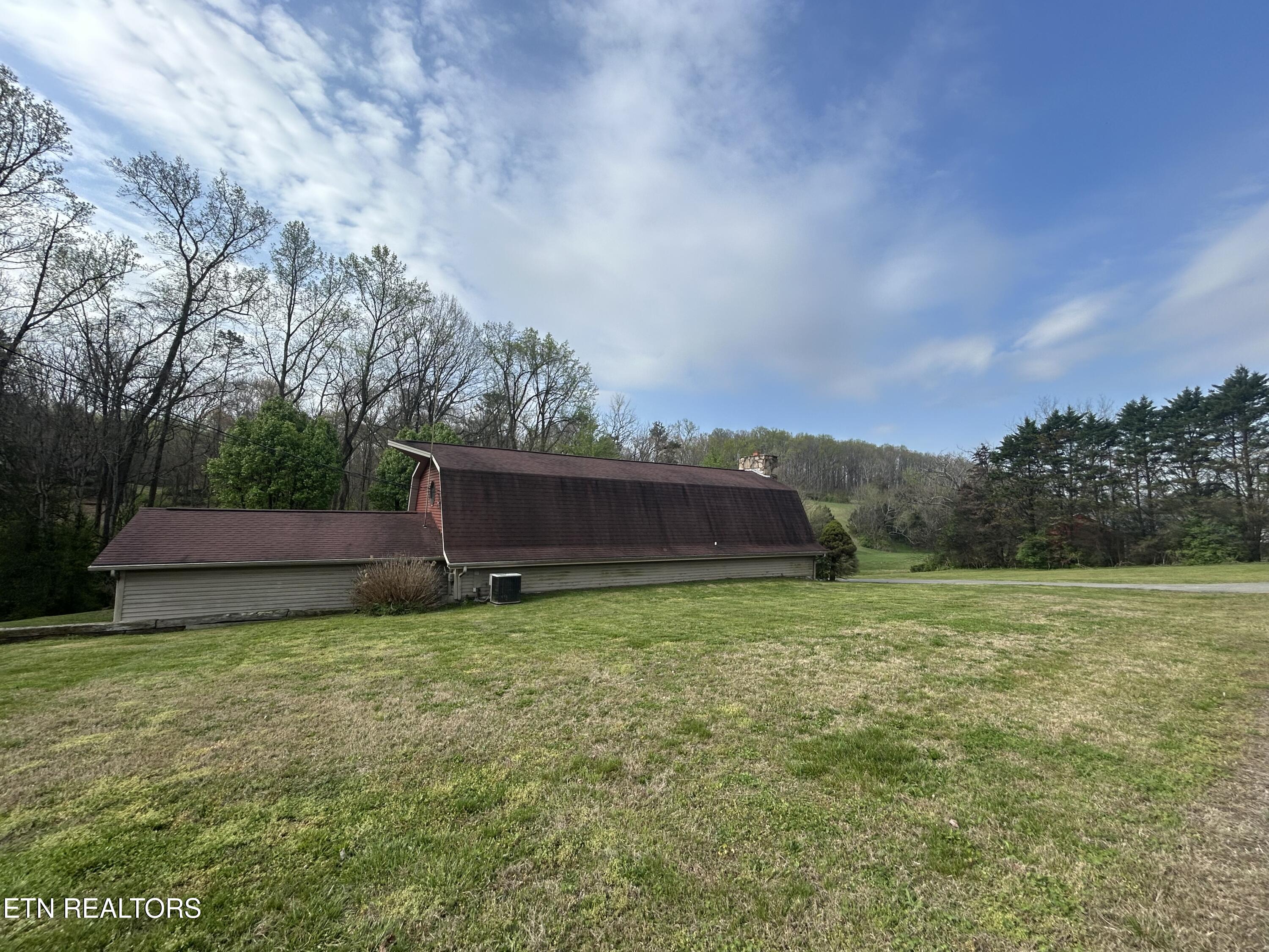 1325 Groseclose Road New Market, TN 37820 - Photo 2 of 30 IMG_4915