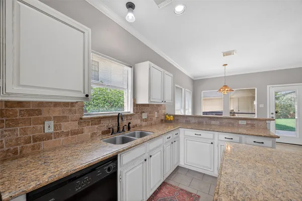 $339,900 | 6307 Coldstream Drive, Pasadena, TX 77505