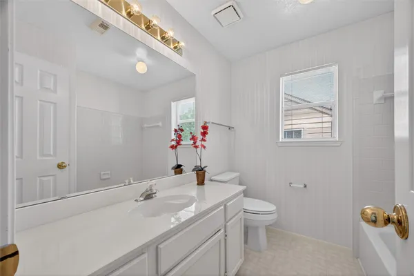 $339,900 | 6307 Coldstream Drive, Pasadena, TX 77505
