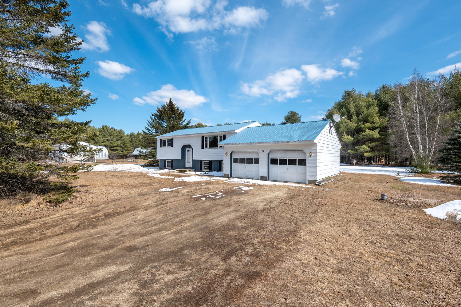 27 Coldwater Brook Road Oxford, ME 04270 - Photo 1 of 35 Exterior Front