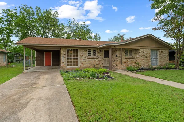 $425,000 | 8301 Polar Drive, Austin, TX 78757