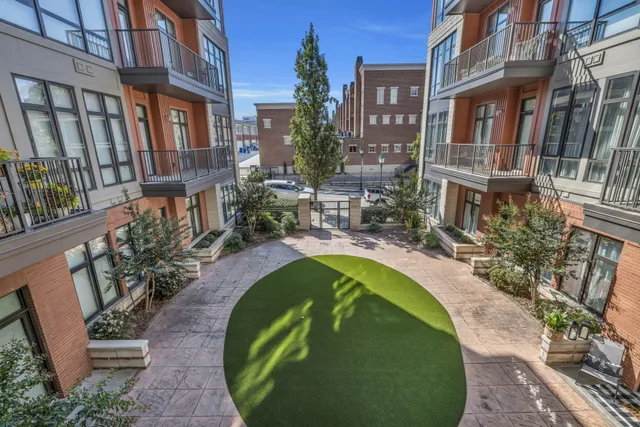 $369,900 | 129 Walnut Street, Unit 119, Chattanooga, TN 37403