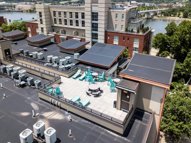 $369,900 | 129 Walnut Street, Unit 119, Chattanooga, TN 37403