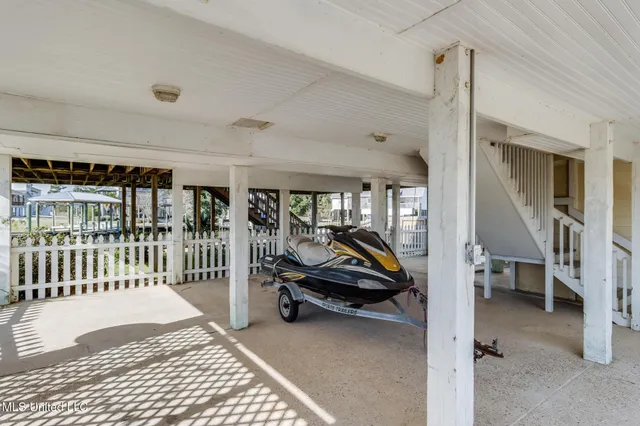 $575,000 | 231 Fairway Drive, Pass Christian, MS 39571