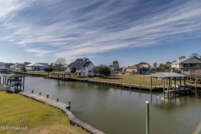 $575,000 | 231 Fairway Drive, Pass Christian, MS 39571