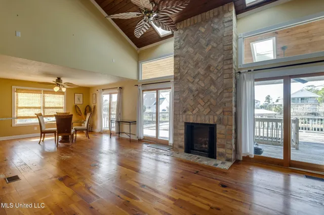 $575,000 | 231 Fairway Drive, Pass Christian, MS 39571