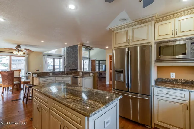 $575,000 | 231 Fairway Drive, Pass Christian, MS 39571