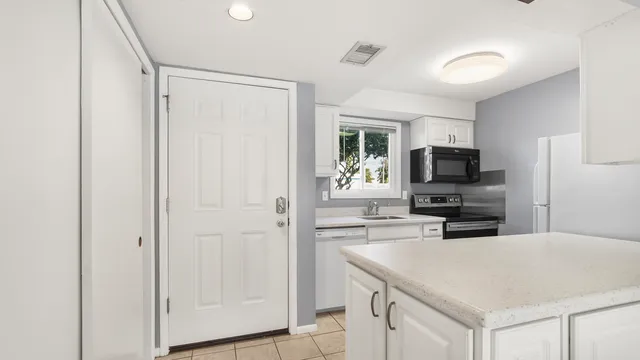 $380,000 | 775 Gulf Shore Drive, Unit 1083, Destin, FL 32541