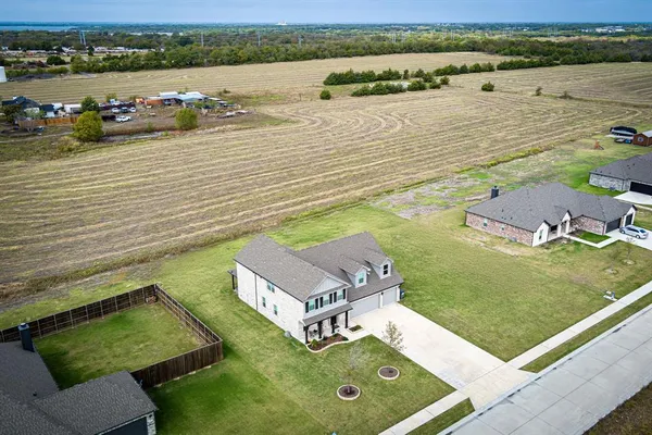 $575,000 | 107 Cedar Elm Lane, Nevada, TX 75173