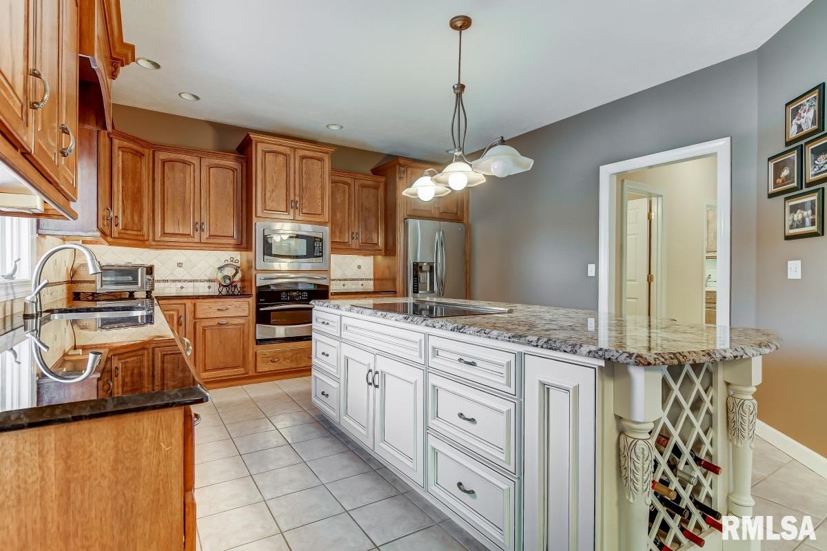 4501 Innisbrook Drive Springfield, IL 62711 - Photo 16 of 50