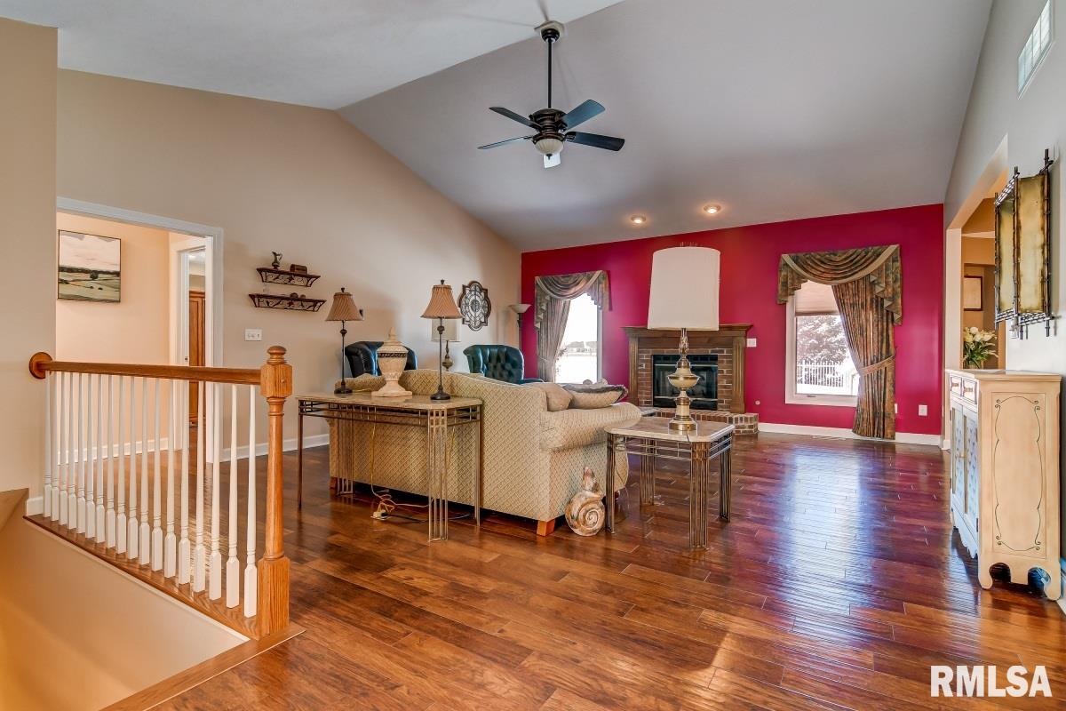 4501 Innisbrook Drive Springfield, IL 62711 - Photo 5 of 50