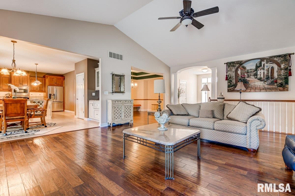 4501 Innisbrook Drive Springfield, IL 62711 - Photo 7 of 50