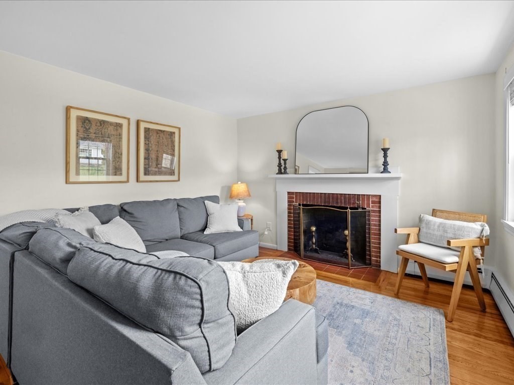 18 Hillside Road Scituate, MA 02066 - Photo 12 of 36