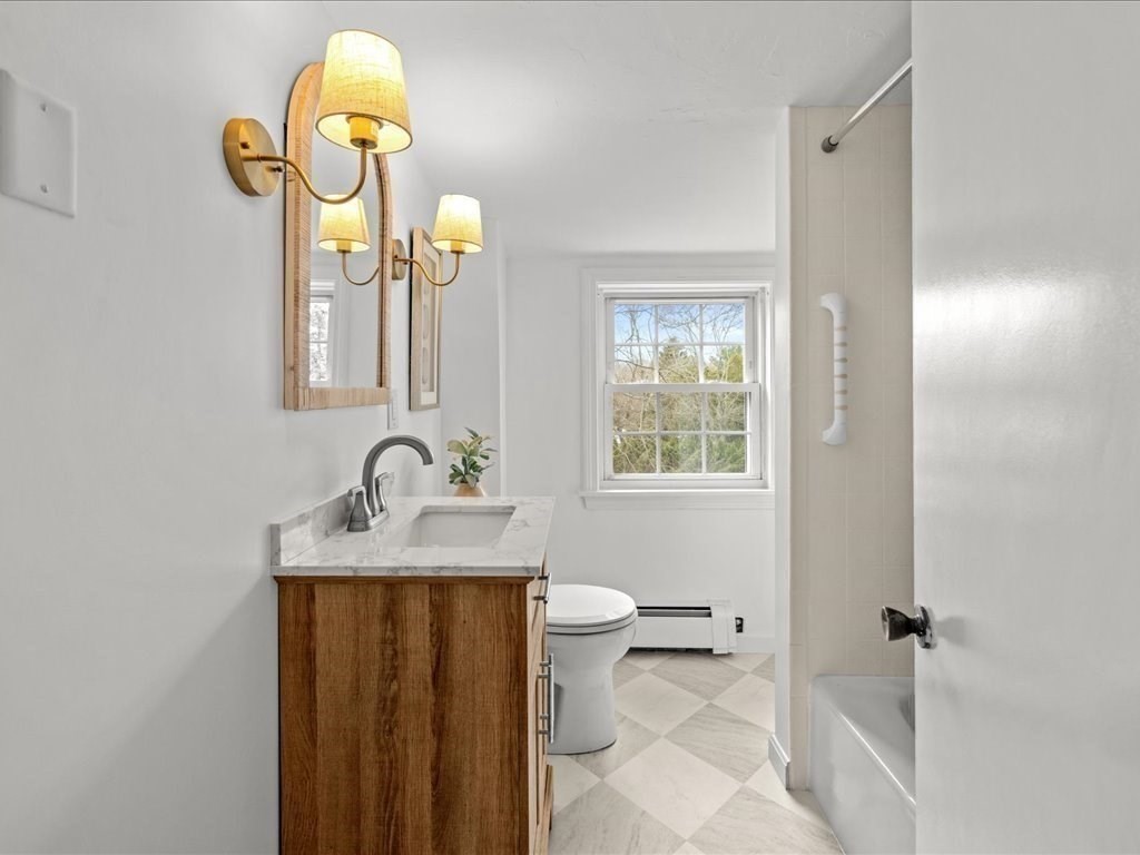 18 Hillside Road Scituate, MA 02066 - Photo 23 of 36