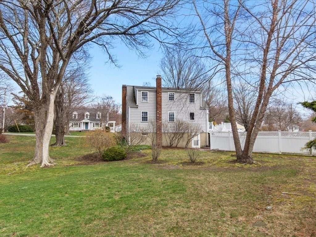 18 Hillside Road Scituate, MA 02066 - Photo 32 of 36