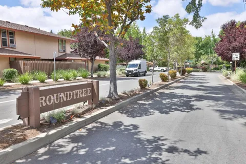 $750,000 | 248 Red Oak Drive East, Unit E, Sunnyvale, CA 94086