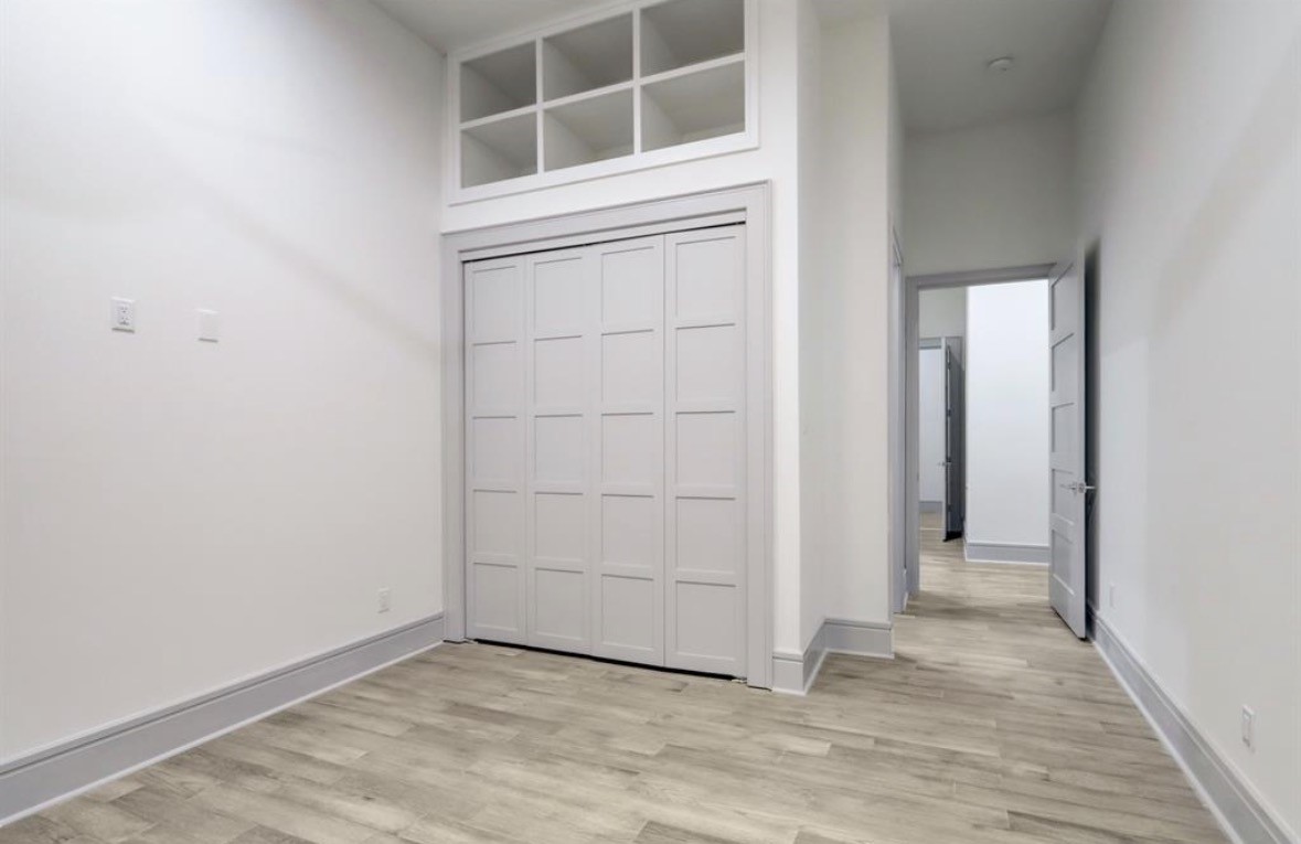 1709 Reverse Street Houston, TX 77055 - Photo 12 of 29 a view of an empty room