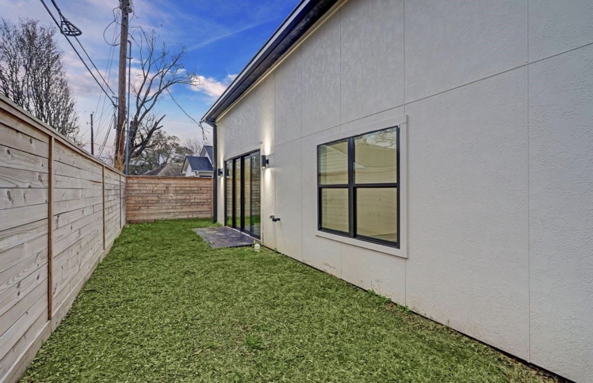 1709 Reverse Street Houston, TX 77055 - Photo 29 of 29 a view of back yard of the house