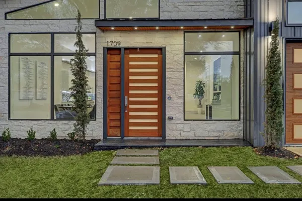 $1,111,000 | 1709 Reverse Street, Houston, TX 77055