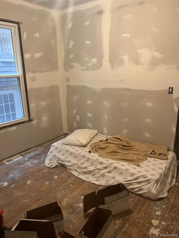 269 Hague Street Detroit, MI 48202 - Photo 3 of 5