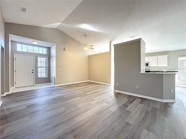 $2,300 | 13642 Emeraldview Drive, Orlando, FL 32828