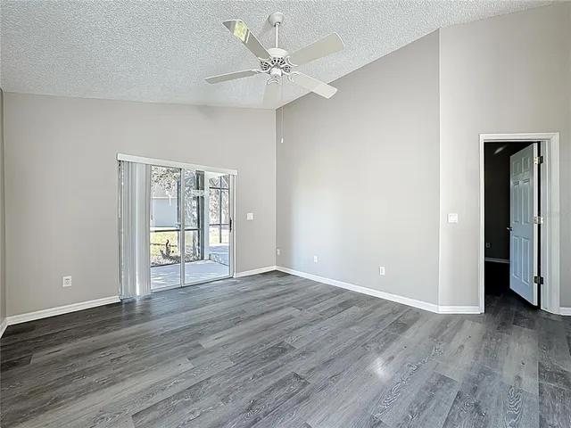 $2,300 | 13642 Emeraldview Drive, Orlando, FL 32828