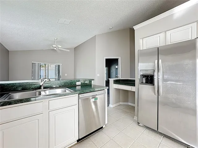 $2,300 | 13642 Emeraldview Drive, Orlando, FL 32828