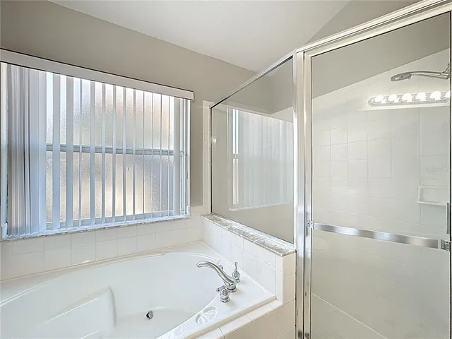 $2,300 | 13642 Emeraldview Drive, Orlando, FL 32828