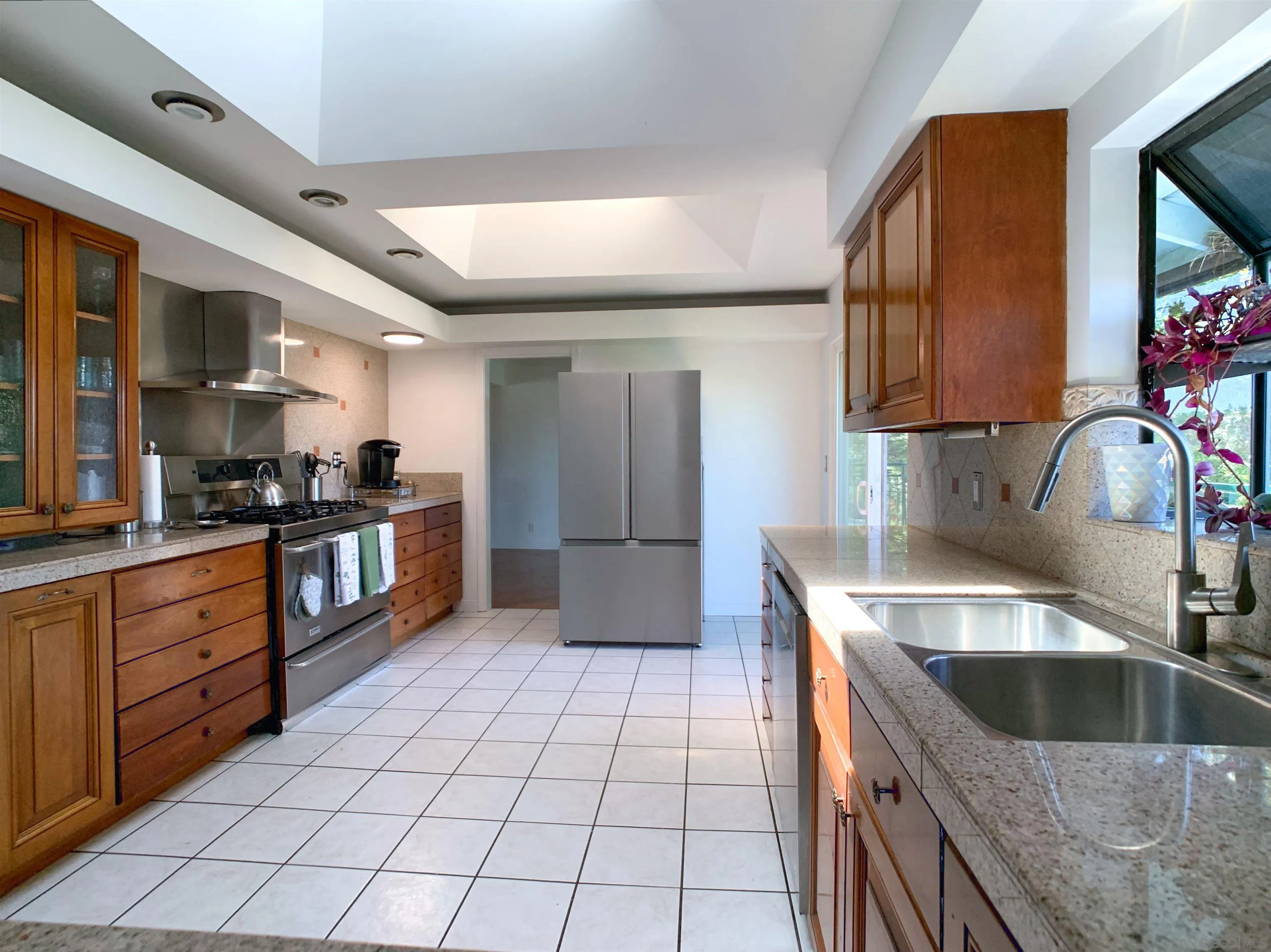 3606 Hartzel Drive Spring Valley, CA 91977 - Photo 35 of 75 looking towards the dining room