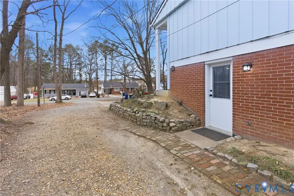 $385,000 | 2233 Lancers Boulevard, Richmond, VA 23224