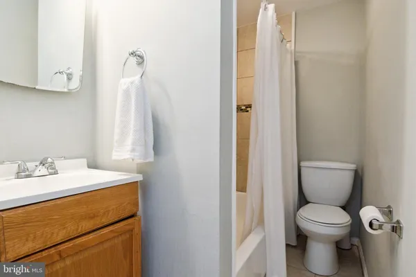 $2,800 | 651 East Clement Street, Baltimore, MD 21230