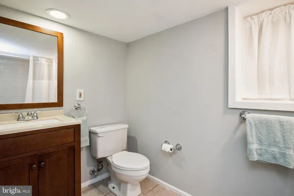 $2,800 | 651 East Clement Street, Baltimore, MD 21230