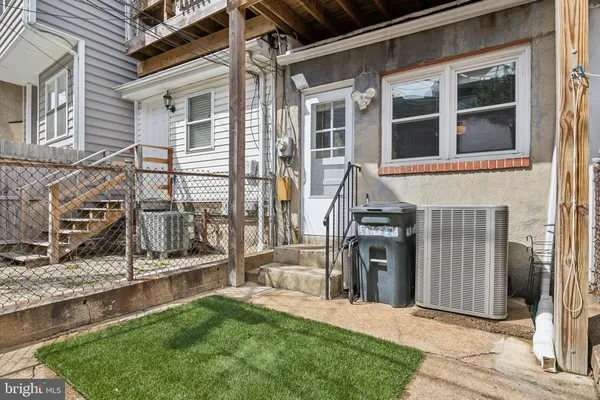 $2,800 | 651 East Clement Street, Baltimore, MD 21230