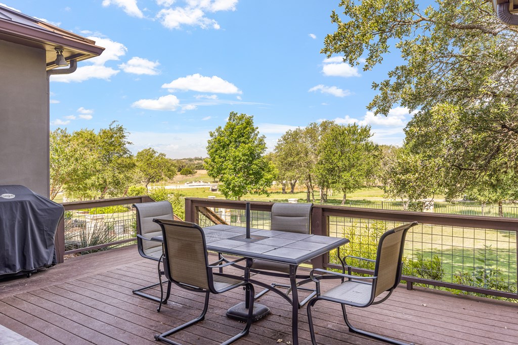 1009 Club House Road Kerrville, TX 78028 - Photo 22 of 30