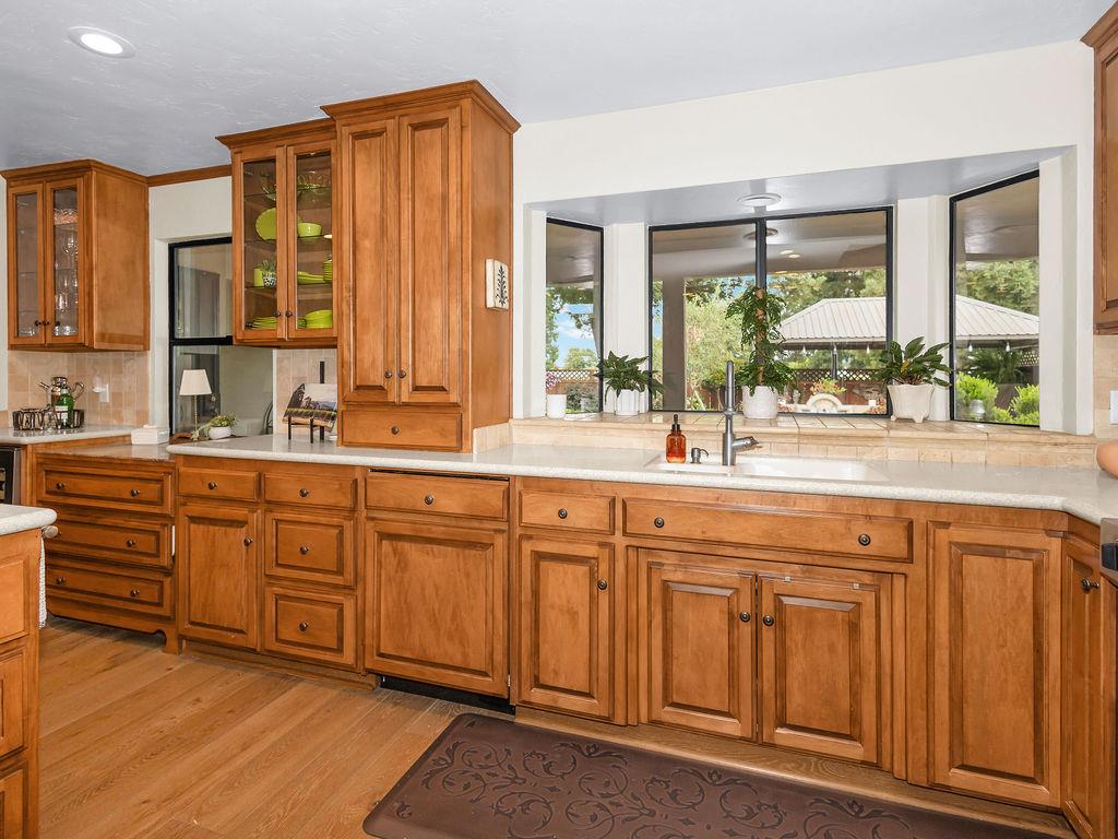 1749 Carignane Way Escalon, CA 95320 - Photo 21 of 71