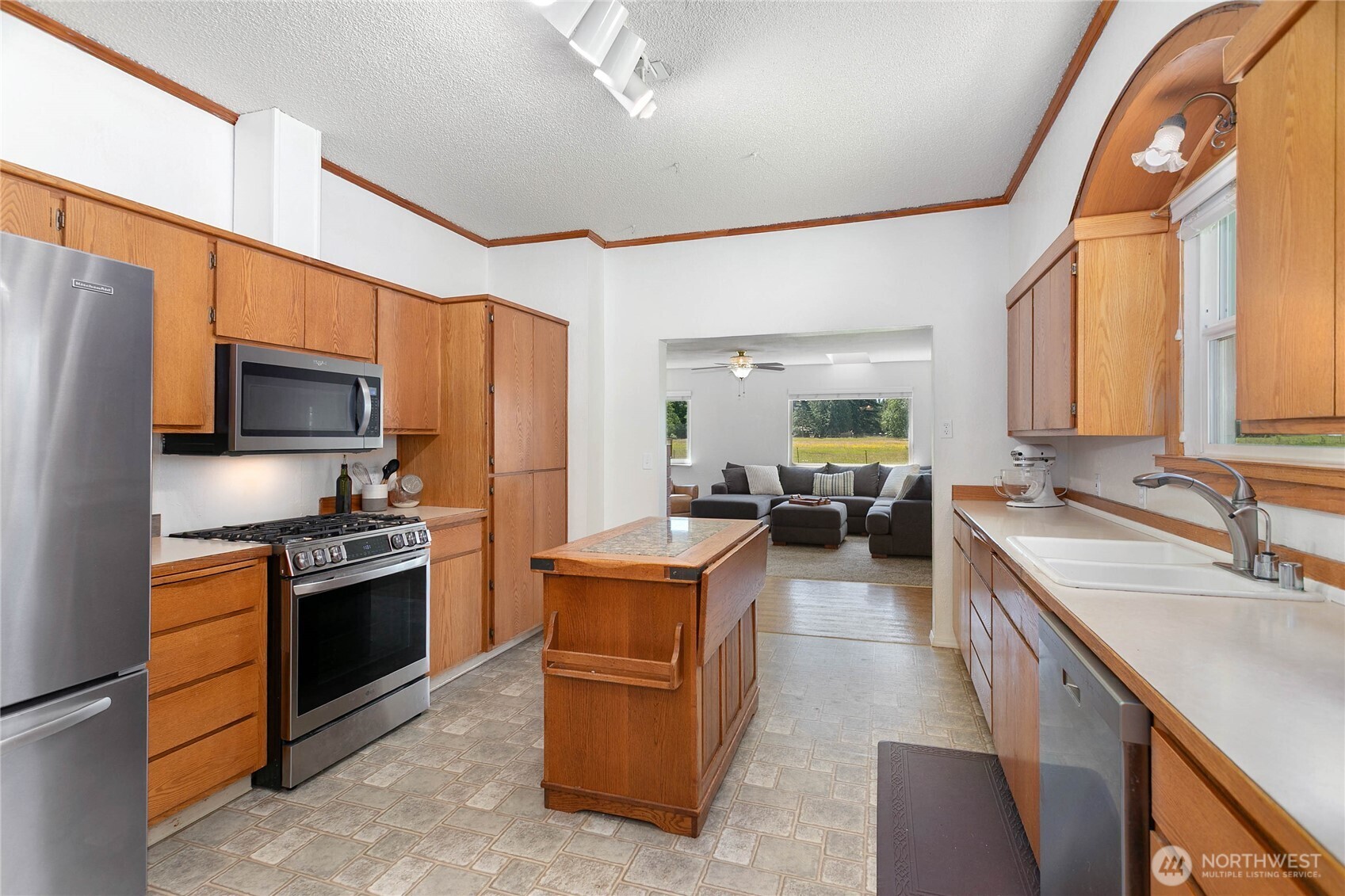 7506 Woodland Road Ferndale, WA 98248 - Photo 8 of 39