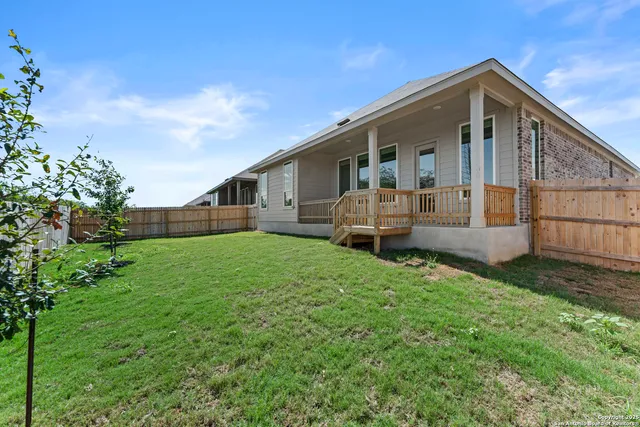 $379,990 | 5532 Paschal Park, New Braunfels, TX 78132