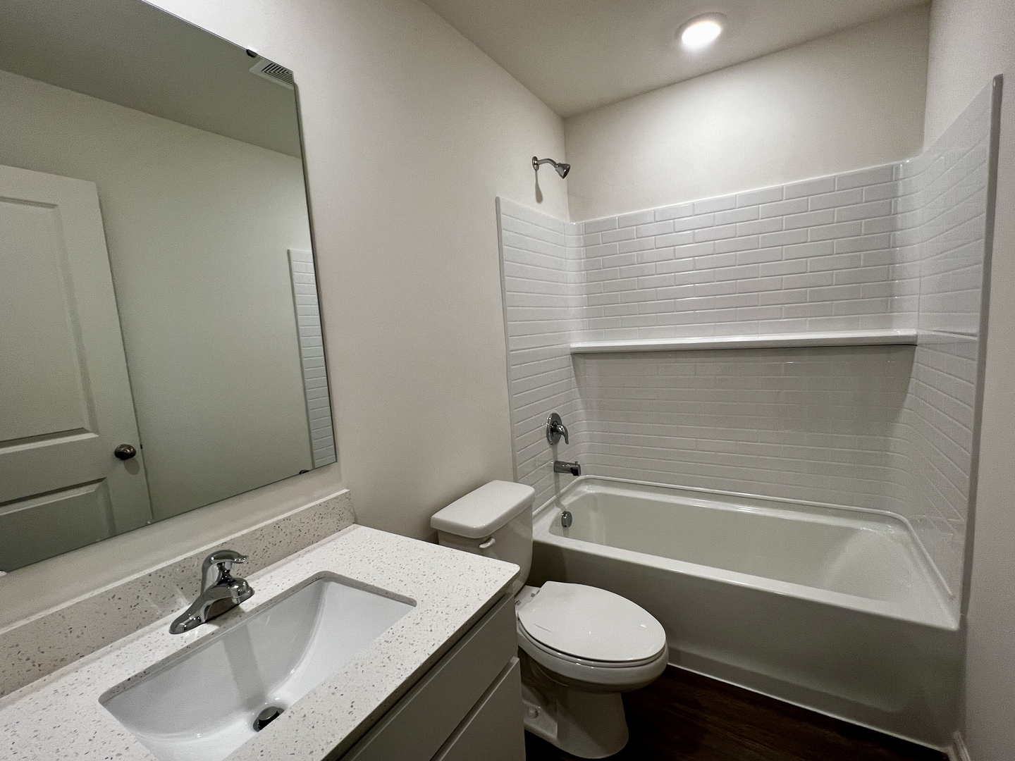 396 Summit Circle Lombard, IL 60148 - Photo 11 of 48 a bathroom with a sink and a bathtub