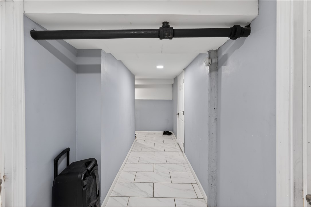 139 Early Street Providence, RI 02907 - Photo 11 of 12