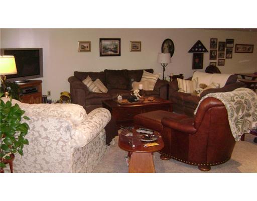 138 Birmingham Road Randolph, ME 04346 - Photo 8 of 19 Den/Family/Great Room.
