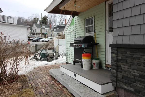 $339,900 | 8 Central Street, Pembroke, NH 03275