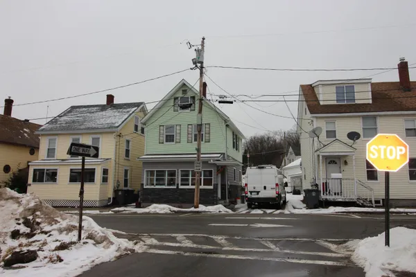 $339,900 | 8 Central Street, Pembroke, NH 03275