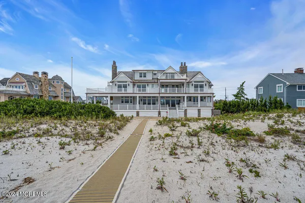 a view of balcony with city view