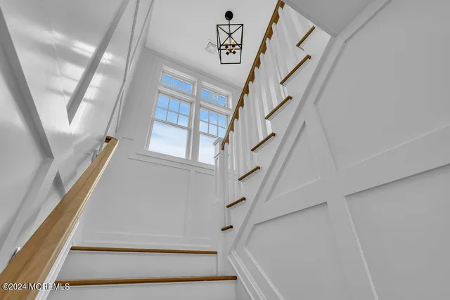 $17,750,000 | 1581 Ocean Avenue, Mantoloking, NJ 08738