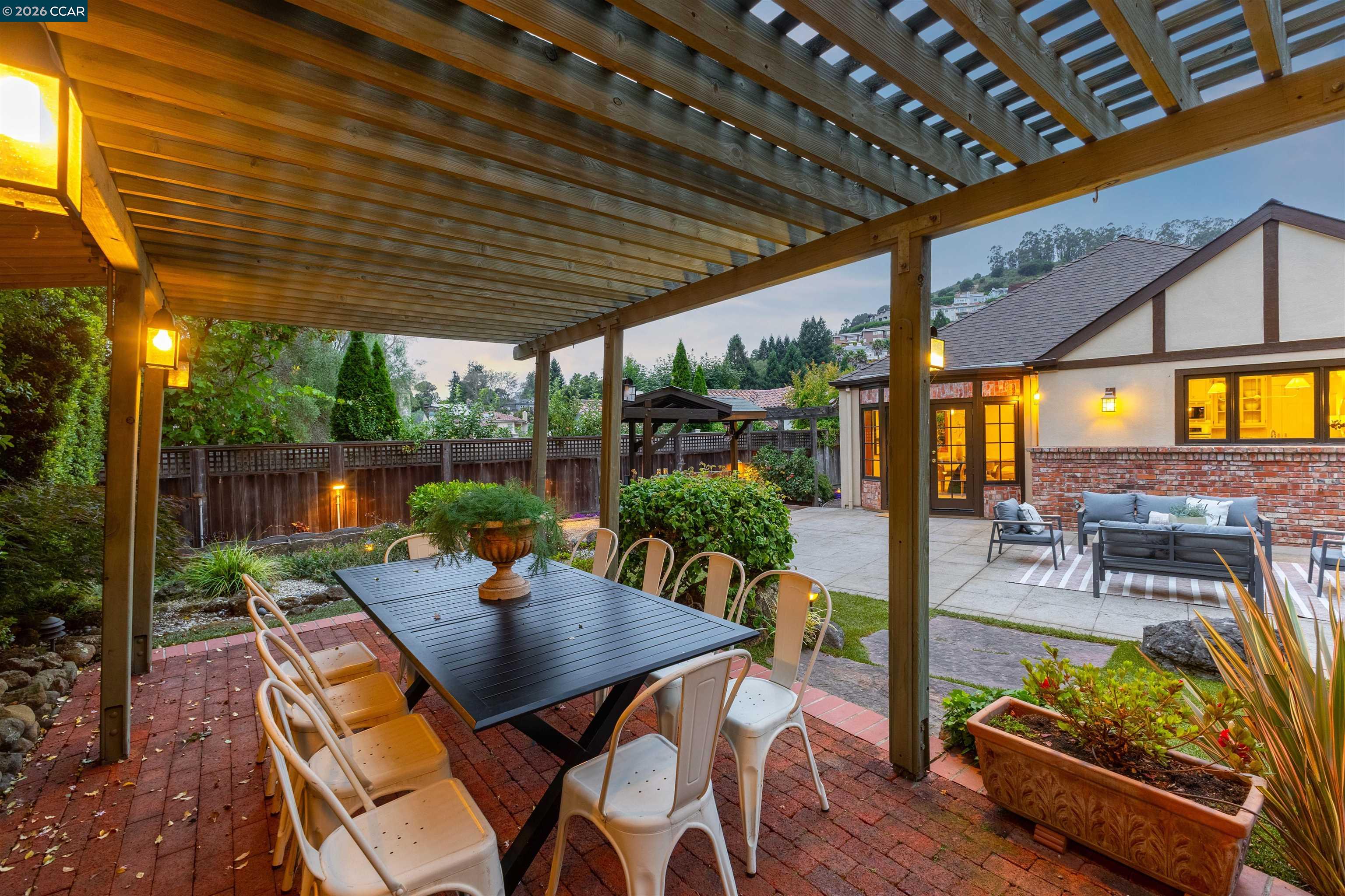 21 Oval Road Oakland, CA 94611 - Photo 18 of 53
